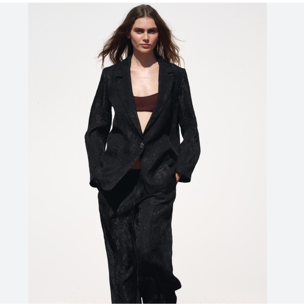 Zara NWT crinkle organza black blazer 7484/499 - Picture 2 of 5